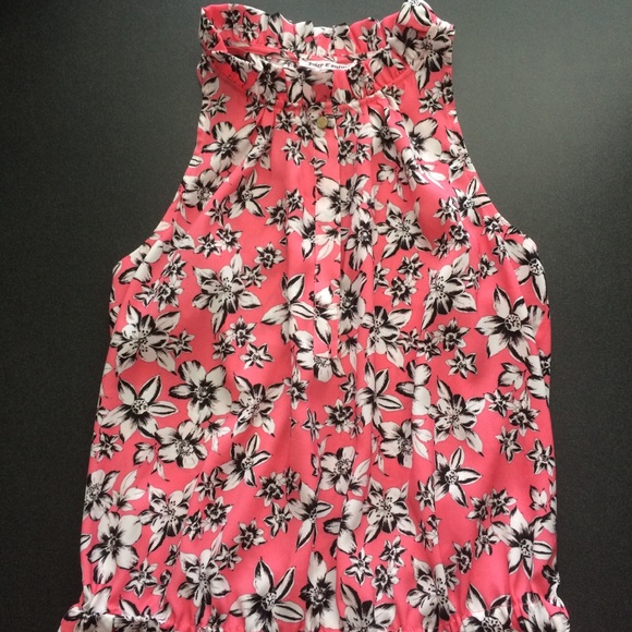 Juicy Couture Tops - Juicy Couture Floral Sleeveless Top